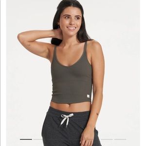 Vuori Rib Crop Tank in Oregano XS